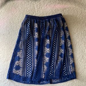 4/$15!! Navy Crochet Skirt Size M